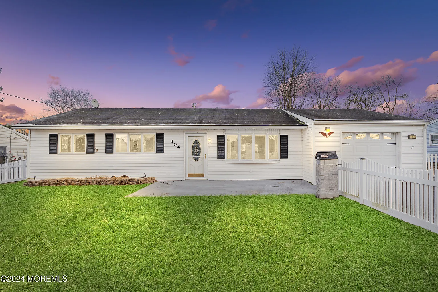 404 Applegate Avenue photo 1