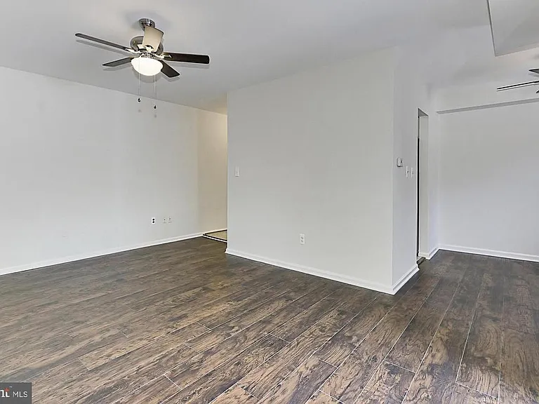 1533 Colonial Dr #101 — Photo 6