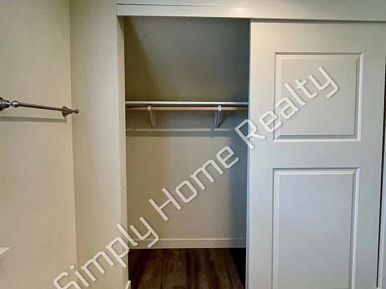6841 S Wapato St #A — Photo 14