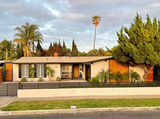 7748 Yarmouth Ave, Reseda, CA 91335