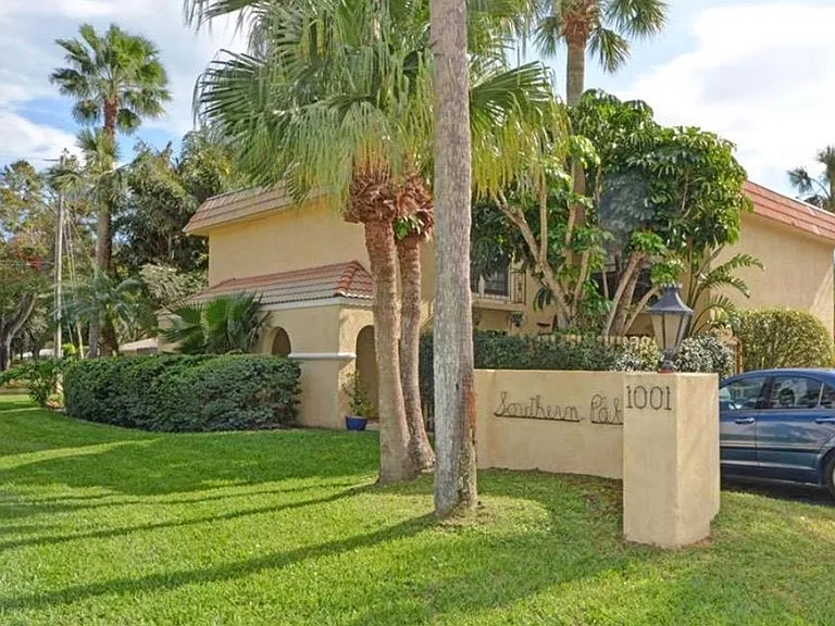 1001 Royal Palm Blvd #A3 — Photo 22