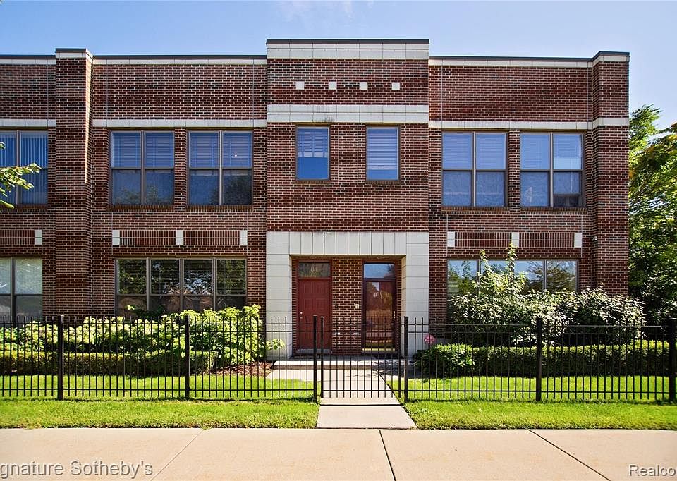 61 Pallister St, Detroit, MI 48202 Zillow