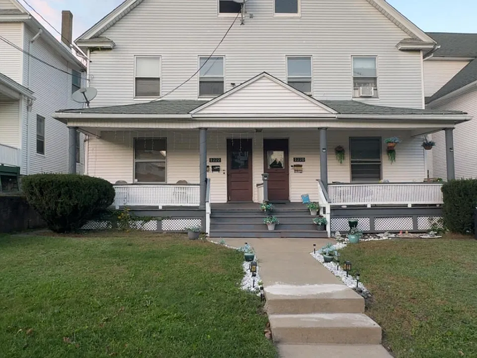 1222 Schlager St #2