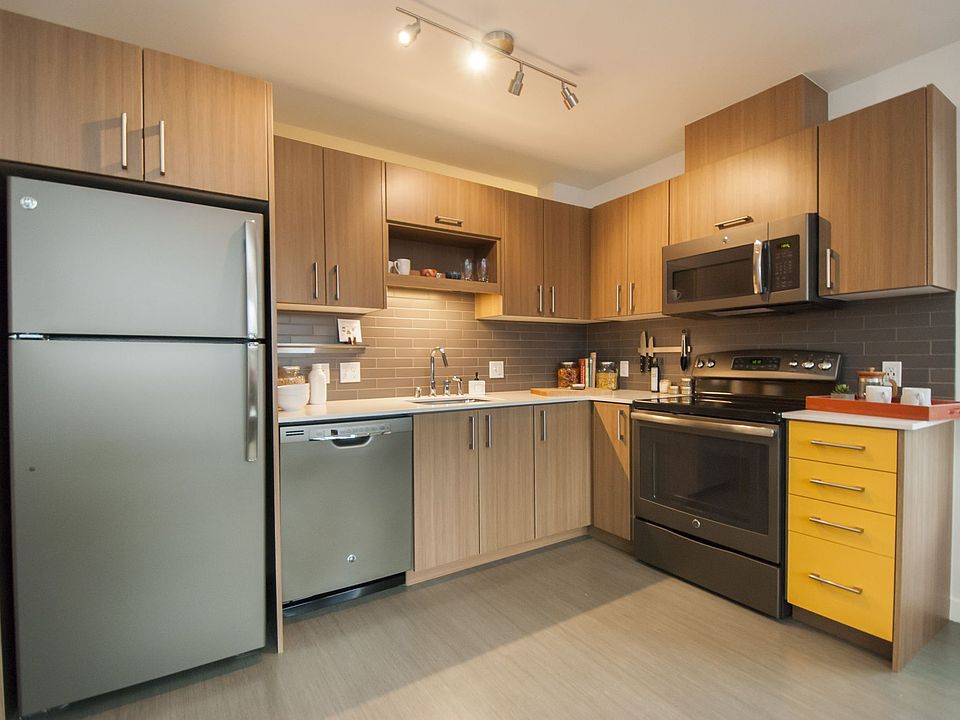 Smith and Burns 4455 Interlake Ave N Seattle WA Zillow