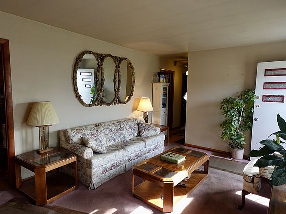 5th image of 3912 Flicker Dr