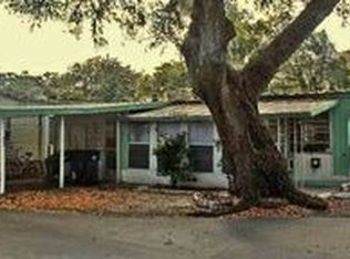 37 Dora Dr, Tavares, FL 32778