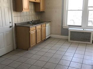 38 Summer St, Meriden, CT 06451