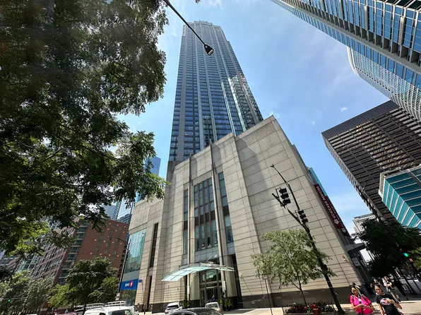512 N McClurg Ct APT 4710, Chicago, IL 60611