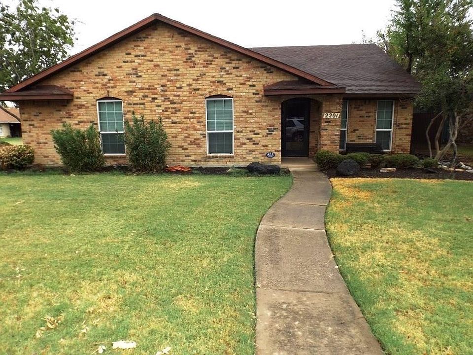 1st image of 2201 Stonebrook Dr
