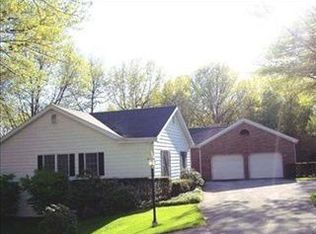 100 Sylvan Dr, Valparaiso, IN 46385