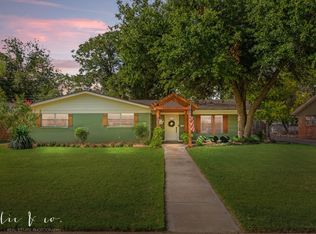 2033 River Oaks Cir, Abilene, TX 79605