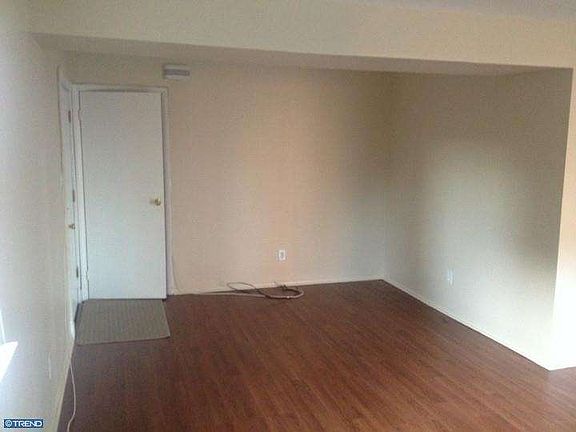 3rd image of 16 N Glenwood Ave