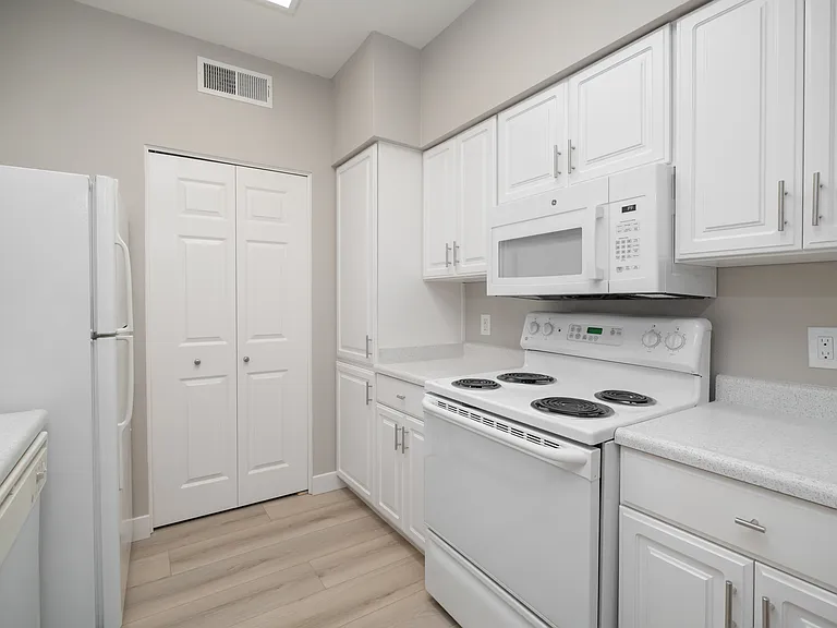 Tahoe - 2BR, 2BA 1,119SF