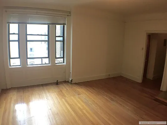 Rented by Sovereign Associates | media 3