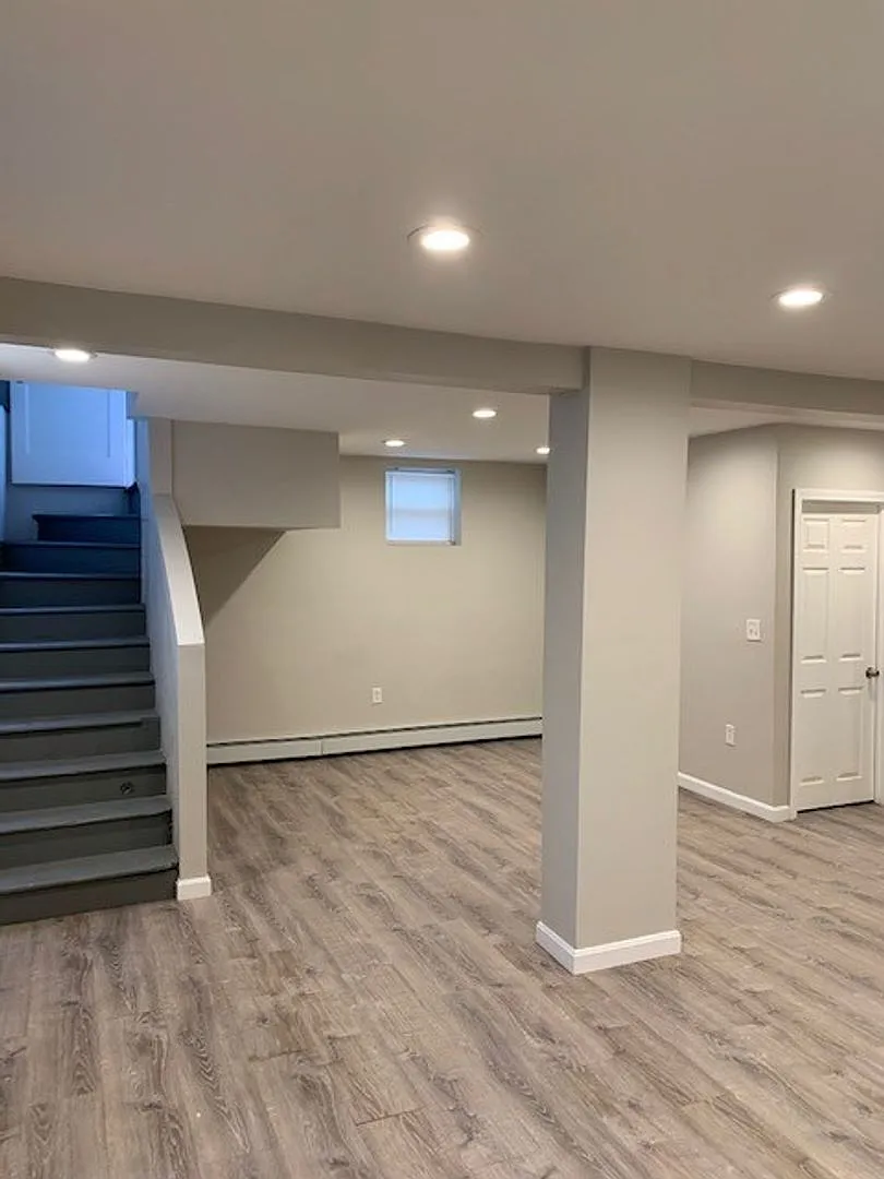 823 River Ave — Photo 2
