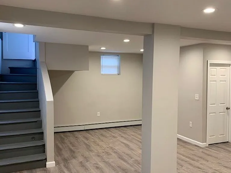 823 River Ave — Photo 2