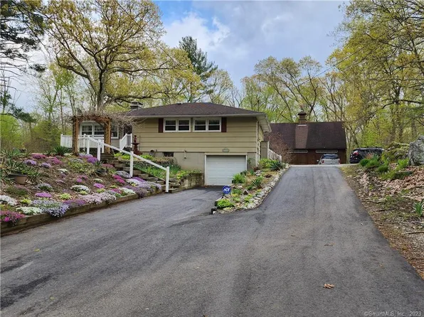 205 Tatnic Road, Brooklyn, CT 06234
