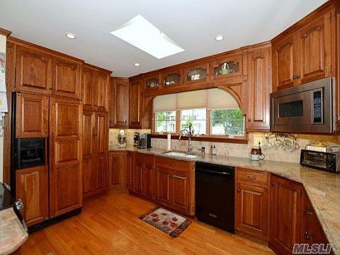 5th image of 1 Eunice Dr