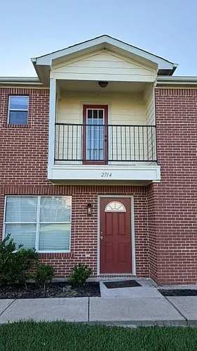 2714 Vienna Pl Photo 1