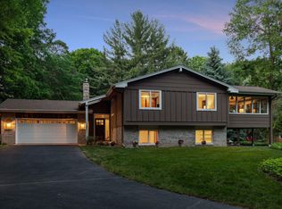 2640 Kelly Ave, Excelsior, MN 55331