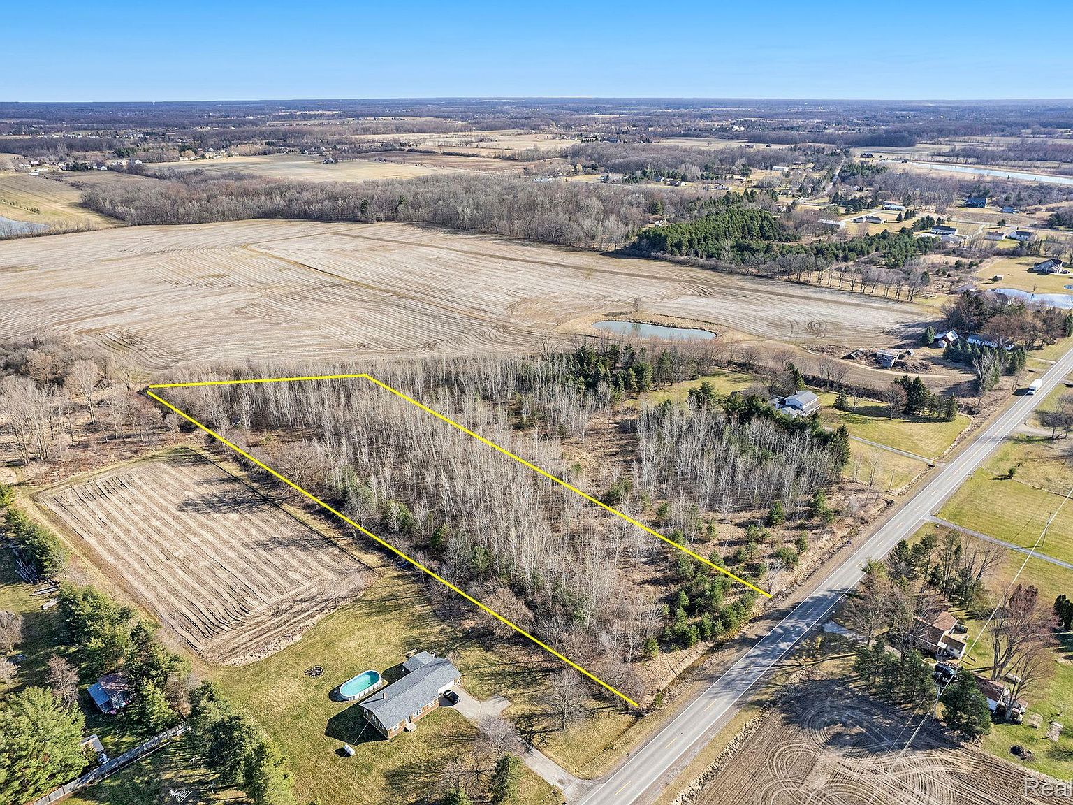 9252 Ray Rd, Gaines, MI 48436 | Zillow