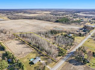 9252 Ray Rd, Gaines, MI 48436