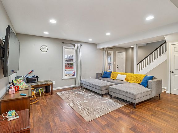 2nd image of 3943 12th St