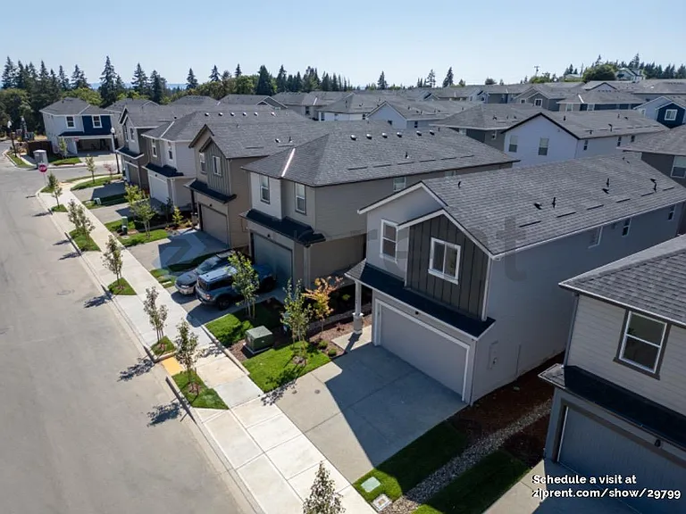 17508 NW 9th Ave — Photo 16