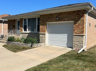 8421 N Olcott Ave, Niles, IL