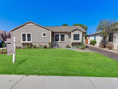 5253 Beeman Ave, Valley Village, CA, 91607