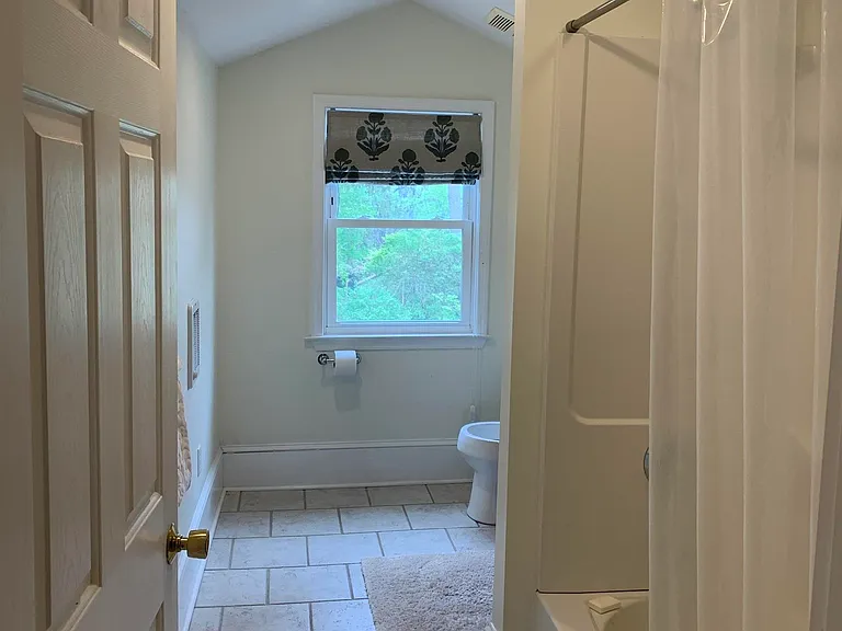 191 Barbour St — Photo 14
