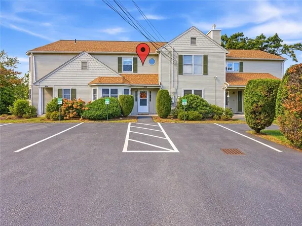 60 Saddle Grn #B, North Providence, RI 02904