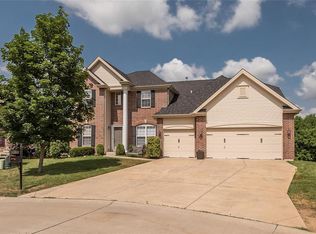 216 Sun Drop Ct, Eureka, MO 63025
