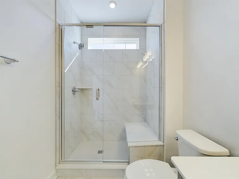 15337 Ballancroft Pkwy — Photo 16