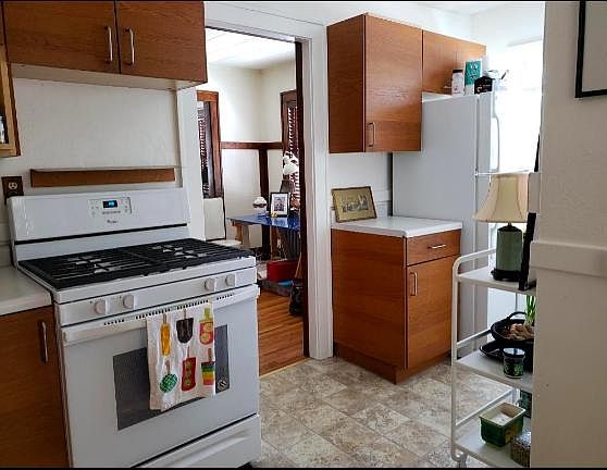 5th image of 2100 Fairmont Ave SE APT 4