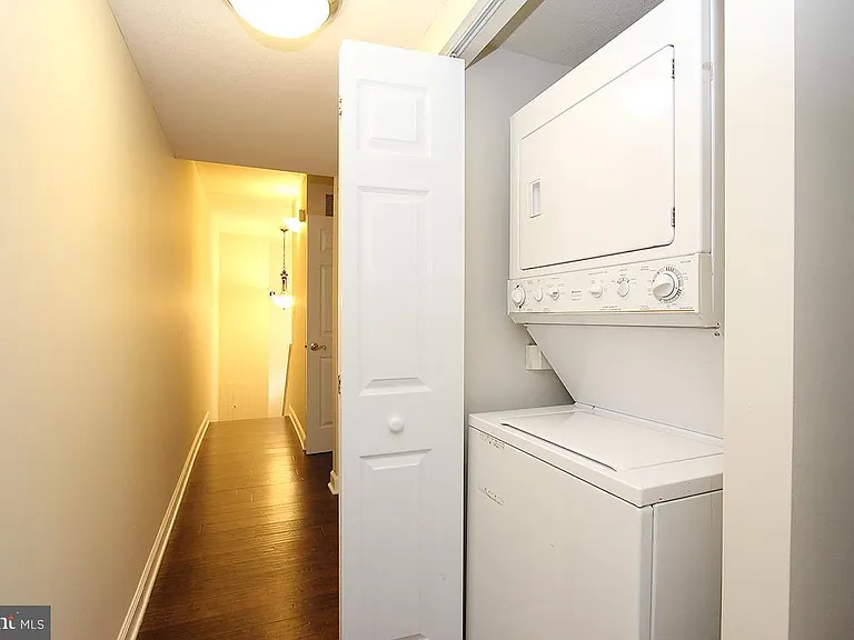 18112 Windsor Hill Dr #104A — Photo 26