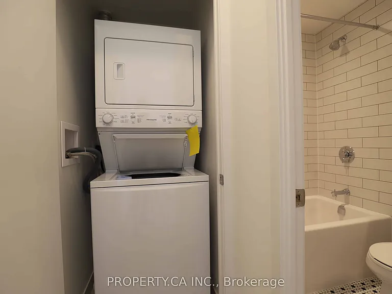 899 Queen St E #410 — Photo 15