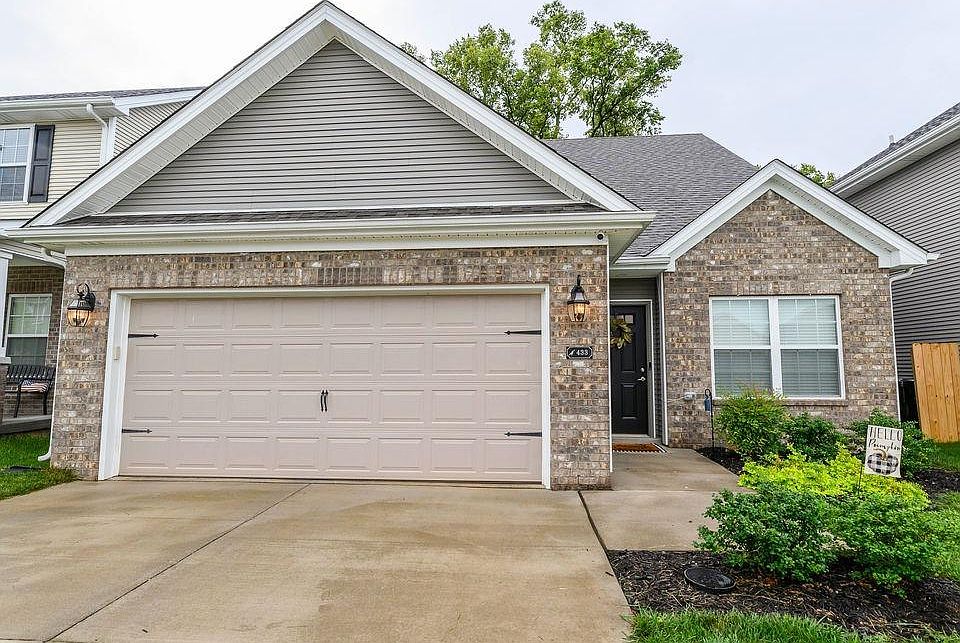 1st image of 433 White Oak Trce