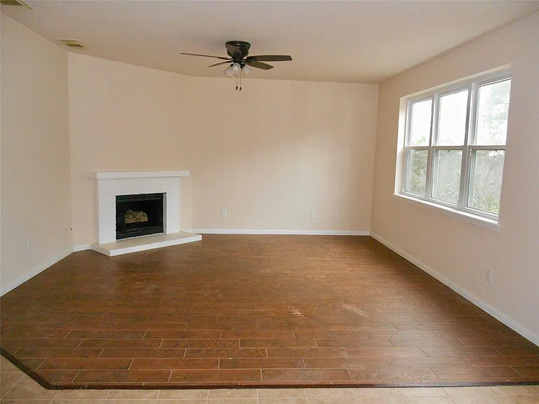 6203 Faulkner Ridge Dr — Photo 8
