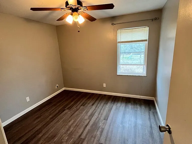 10080 Squire Meadows Dr #5 — Photo 6