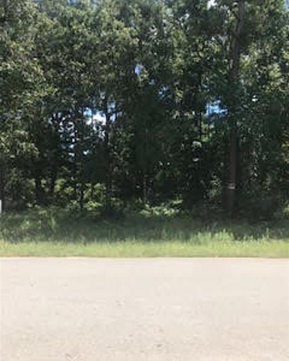 1st image of 15090 Pinewood Village Dr