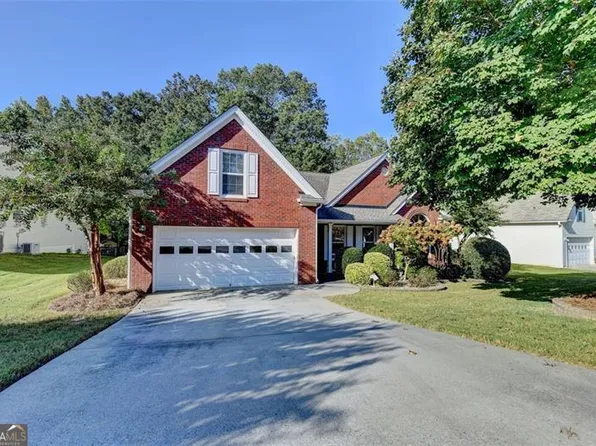 3134 Victoria Park Ln, Buford, GA 30519