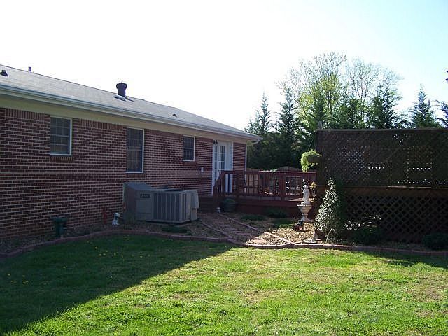 2nd image of 218 Cooper Rd