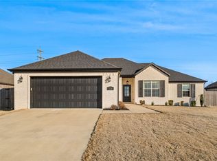 326 W Canada Rd, Farmington, AR 72730