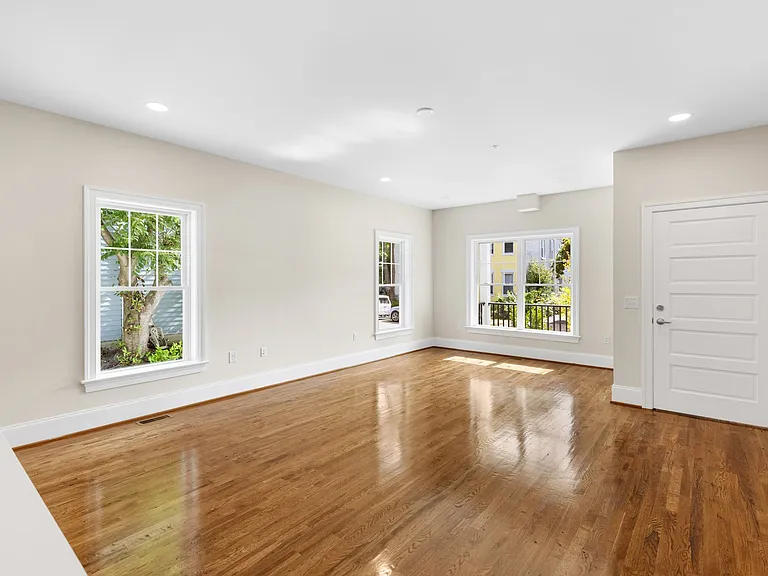 10 S Rowland St #2 — Photo 6
