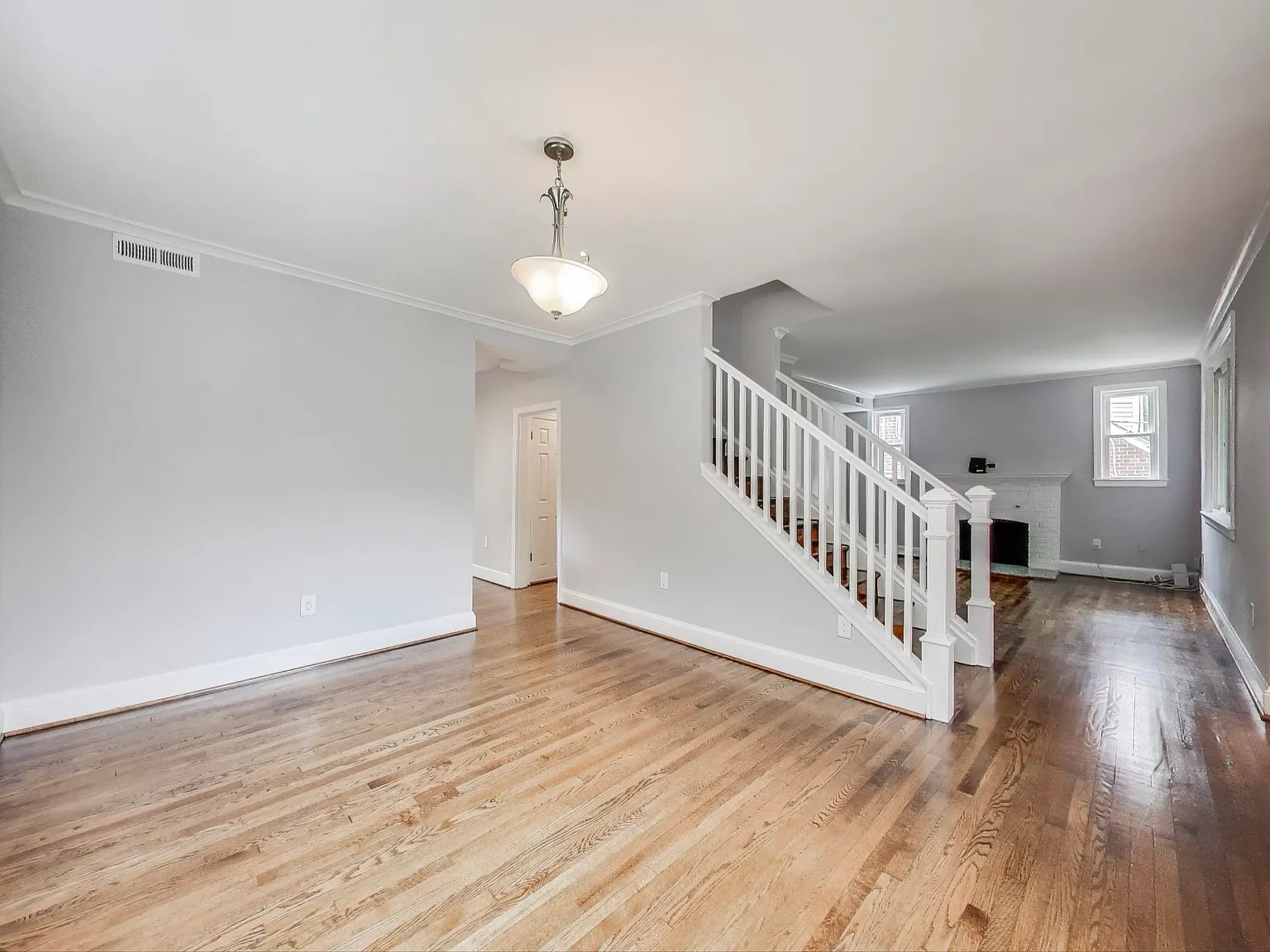 3 bed, 2000 sqft, $3,250 — Photo 4