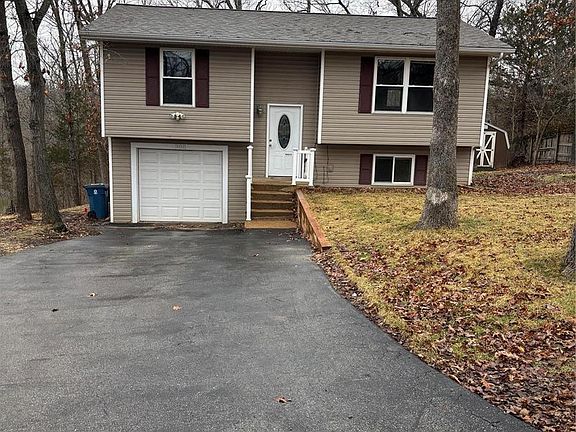 2nd image of 308 Pearl Dr