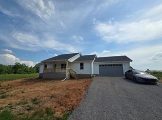 1811 Betterton Rd, Walling, TN 38587