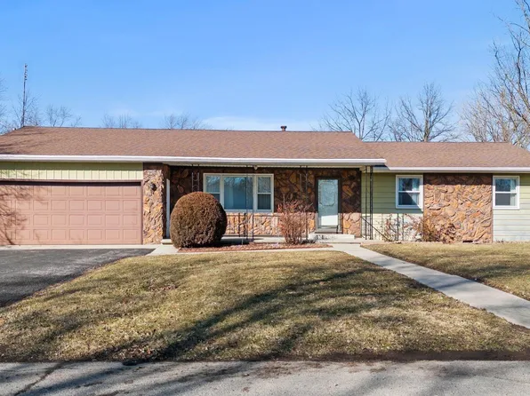 1423 W South St, Bluffton, IN 46714