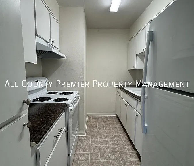 5532 S Rio Grande Ave — Photo 2